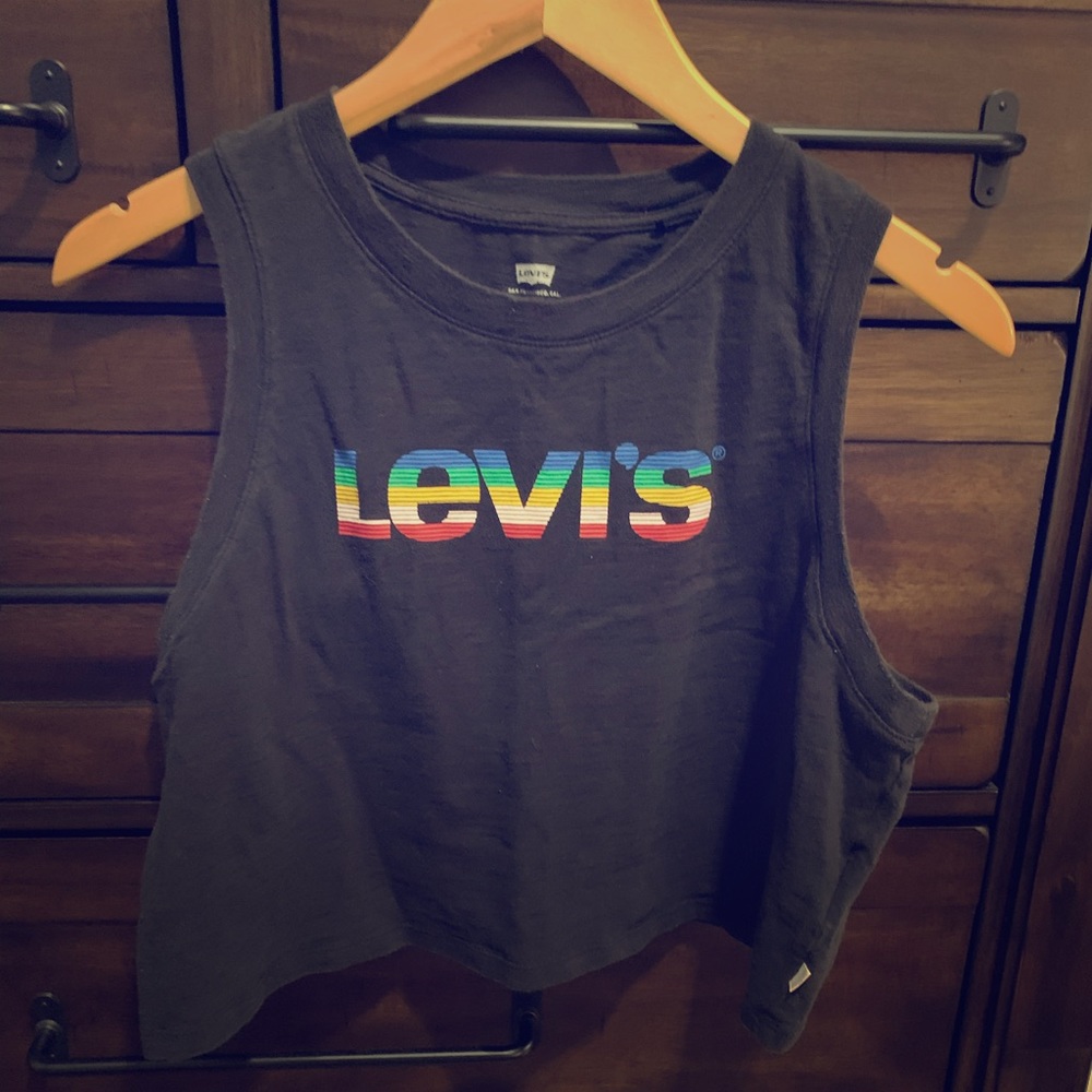 Levi’s Crop Top Tee